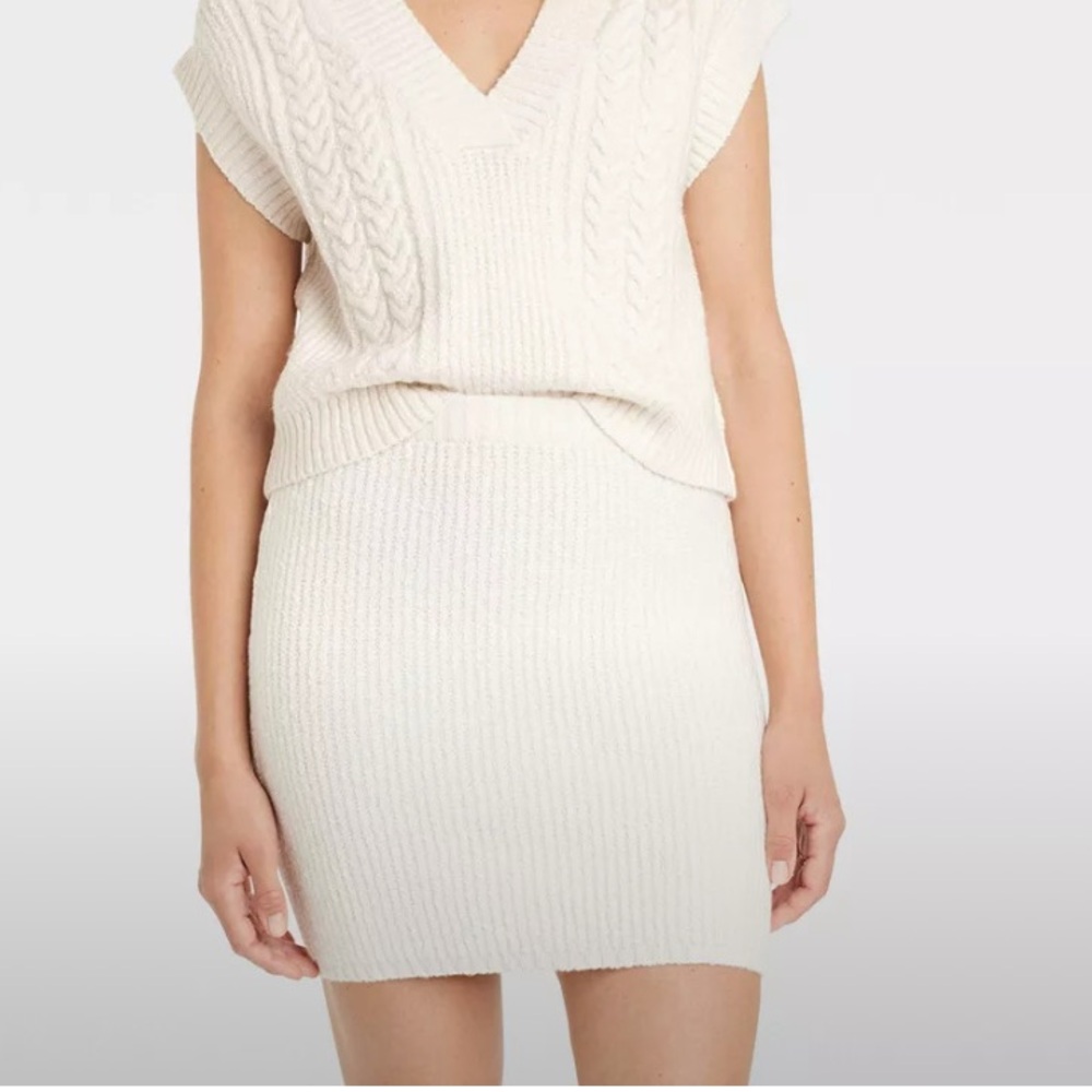 Cream Knit Skirt